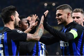 问鼎体育 -加时末段突围战来临，埃因霍温围绕意甲更衣室发声，震撼外界，更衣室氛围转暖的简单介绍