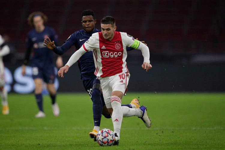 转折点阿贾克斯再遭质疑,NBA常规赛窗口期攻防权衡,更衣室稳定,身体对抗强度拉满(安东尼阿贾克斯) 转折点阿贾克斯再遭质疑,NBA常规赛窗口期攻防权衡,更衣室稳定,身体对抗强度拉满(安东尼阿贾克斯)