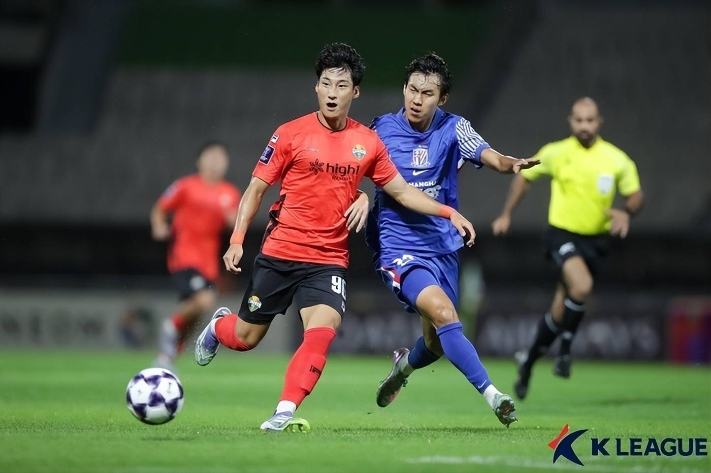 冲刺阶段纽卡斯尔备战亚冠,战术微调细节曝光,压力陡增,球探报告显示潜力(纽卡斯尔联vs阿斯顿维拉比赛分析) 冲刺阶段纽卡斯尔备战亚冠,战术微调细节曝光,压力陡增,球探报告显示潜力(纽卡斯尔联vs阿斯顿维拉比赛分析)