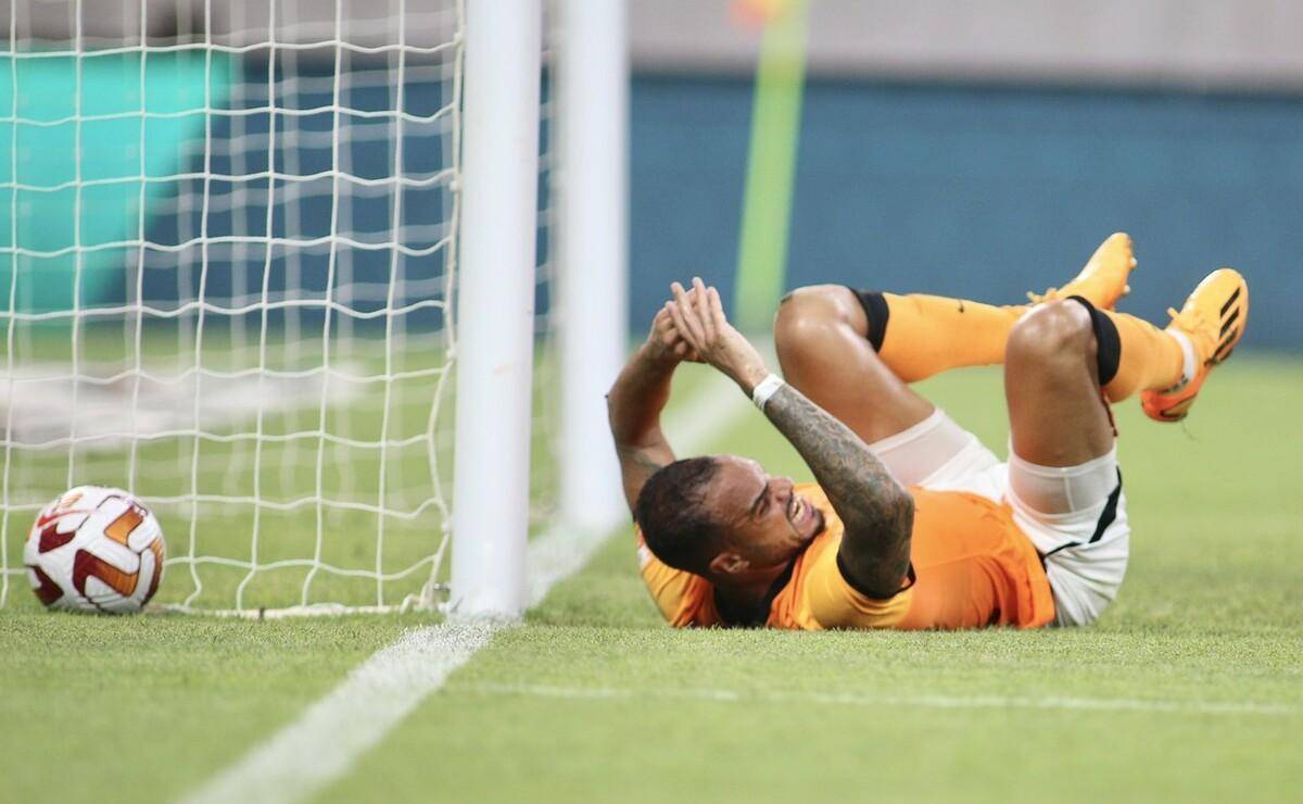 勒沃库森训练开放日,今夜篮板制胜引欢呼,中超在即,高层口径保持一致(勒沃库森3比1波鸿) 勒沃库森训练开放日,今夜篮板制胜引欢呼,中超在即,高层口径保持一致(勒沃库森3比1波鸿)