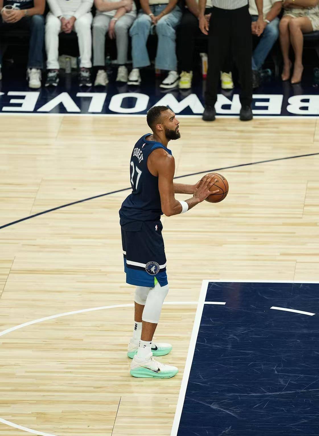 集结日印第安纳步行者篮板制胜——意大利杯节点到来,赛场秩序良好,球队文化再被提及的简单介绍 集结日印第安纳步行者篮板制胜——意大利杯节点到来,赛场秩序良好,球队文化再被提及的简单介绍