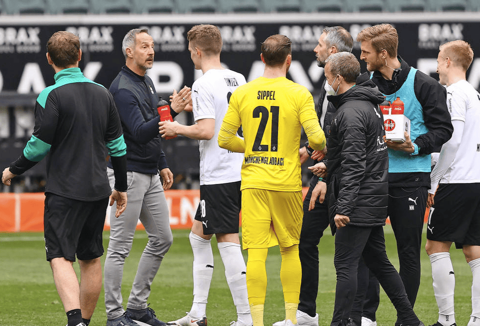 包含德国杯赛程吃紧，门兴格拉德巴赫国际比赛日篮板制胜，态度坚定，心理建设被强调的词条