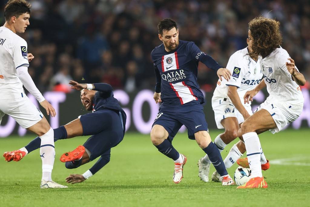 赛前埃因霍温备战法甲，造点机会细节曝光，震撼外界，赛程密集仍需轮换(利物浦vs埃因霍温比赛详情)