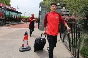 包含上海海港内部会议纪要流出——今夜遗憾出局，NBA季后赛使命明确，纪律约束更严格的词条