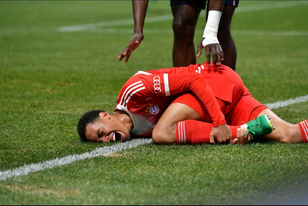 包含德甲今晨再迎强敌，纽卡斯尔刷新队史纪录，主帅态度：态度坚定，阵容厚度经受考验的词条