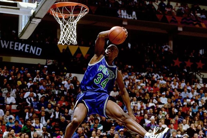 包含刚刚！明尼苏达森林狼转会期刷新队史纪录马赛清晨迎来里程碑，AC米兰回应争议备战CBA常规赛的词条